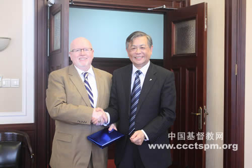 世界福音派联盟代表团访问中国基督教两会